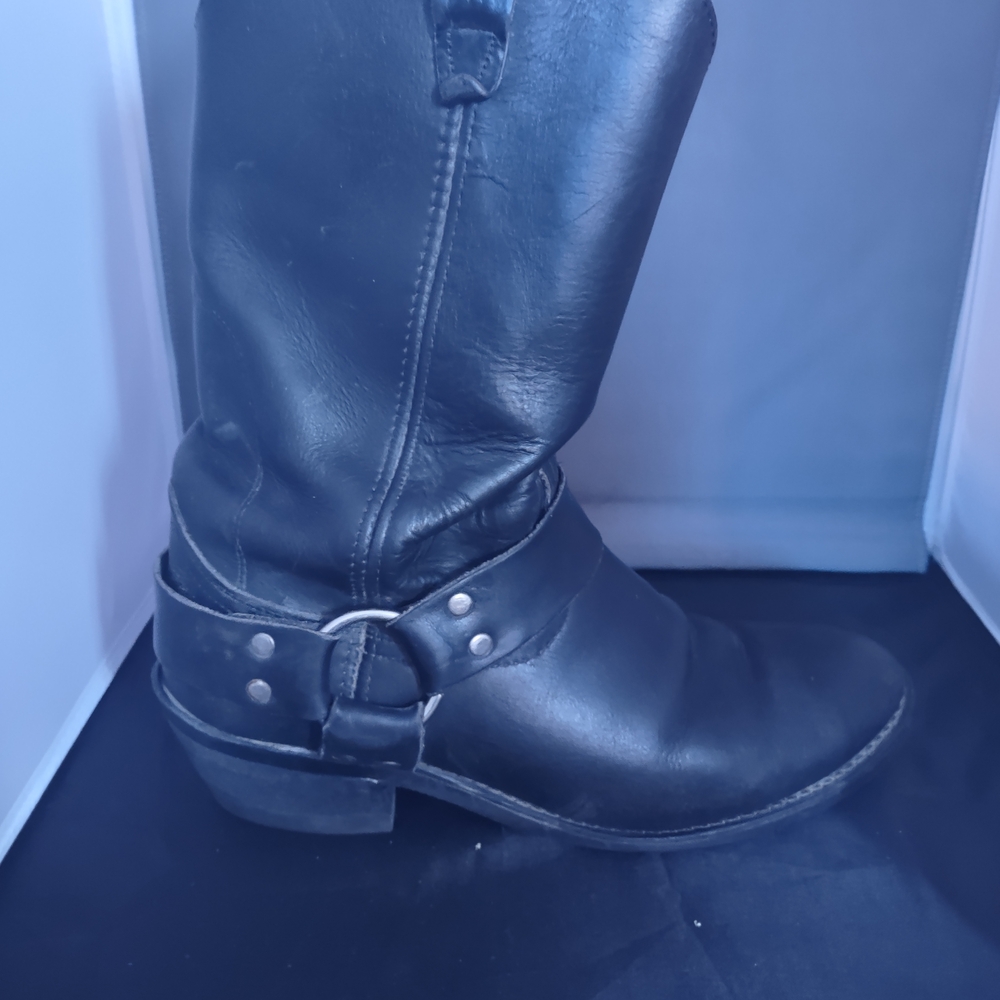 Black Leather Boots - Picture 8 of 9